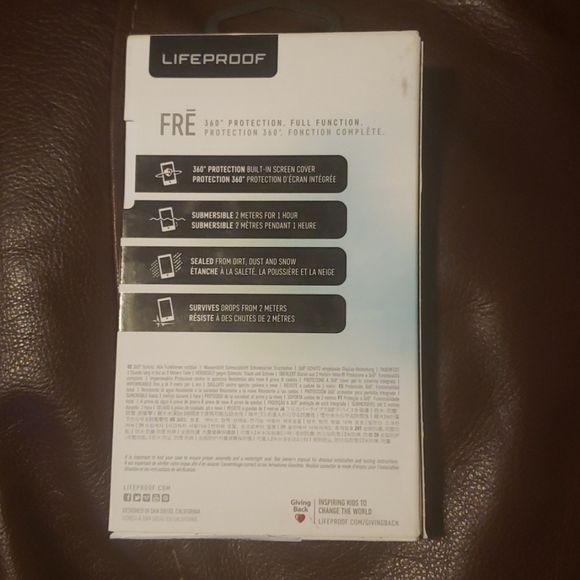 Lifeproof Frē Live 360⁰ For iPhone 8/7 Plus - Picture 2 of 4